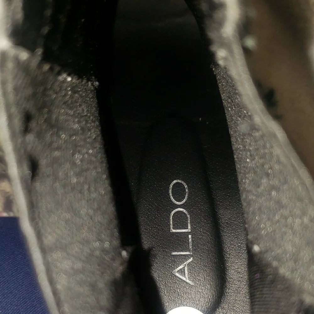 ALDO Black Leather Platform Wedge Chelsea Ankle Boots - Size 7
